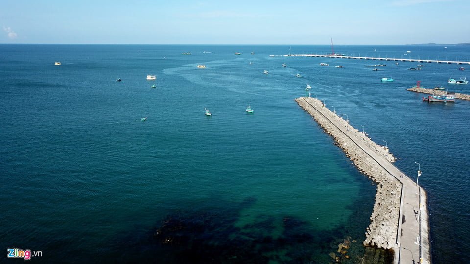 Cầu tàu tại mũi Dinh Cậu ở phía tây Phú Quốc.