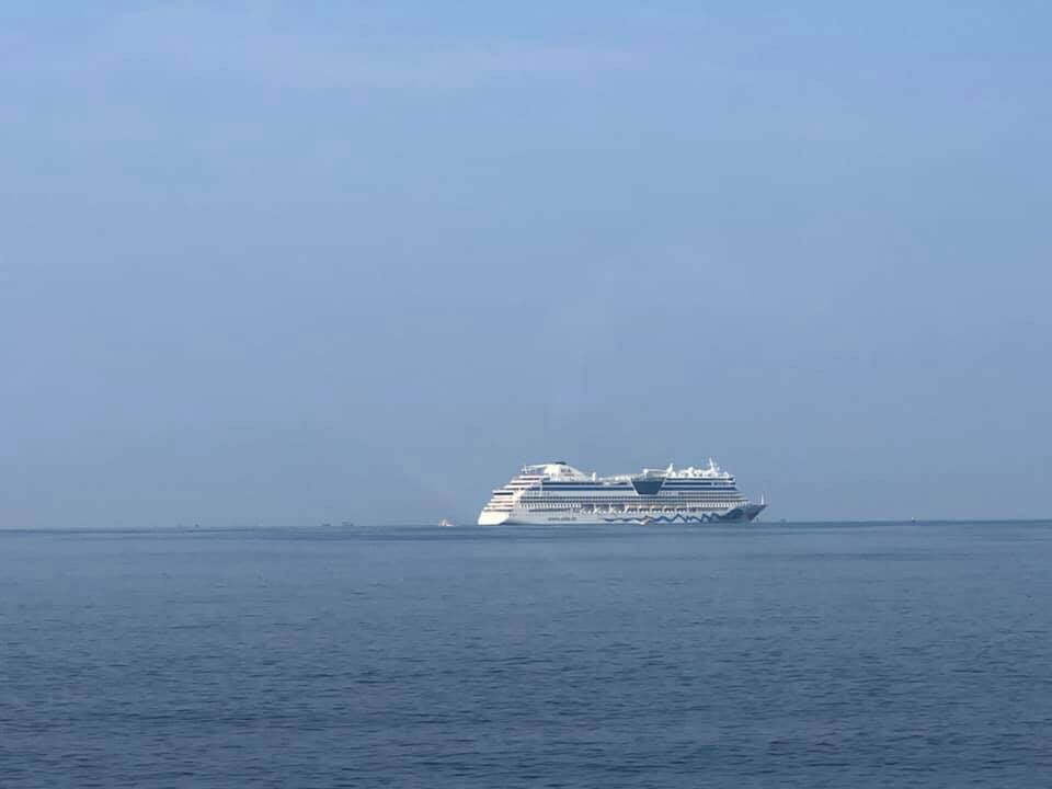 Tàu quốc tế AIDAbella chở gần 2500 du khách cập bến Đảo ngọc Phú Quốc.