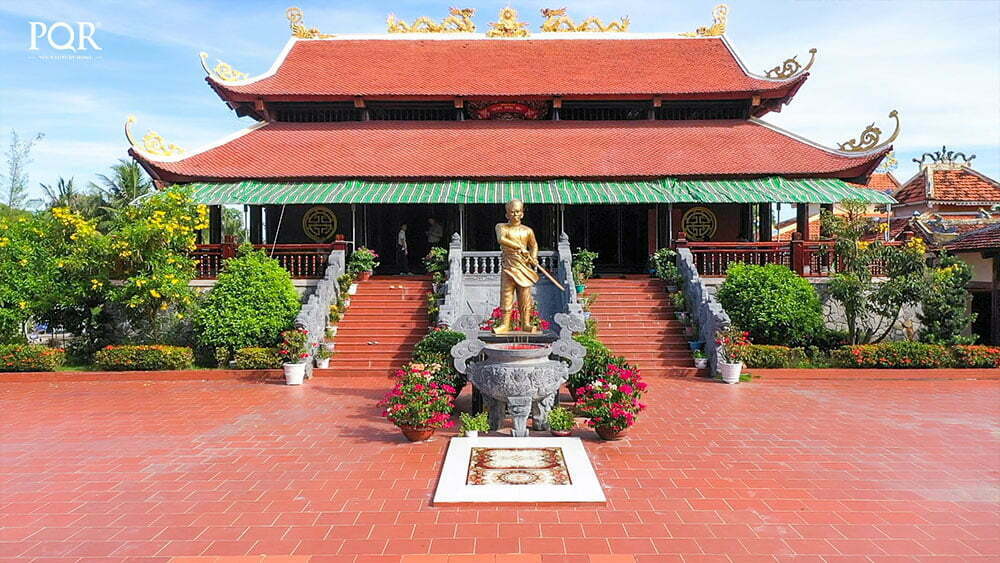 Đình thần Nguyễn Trung Trực - Phú Quốc