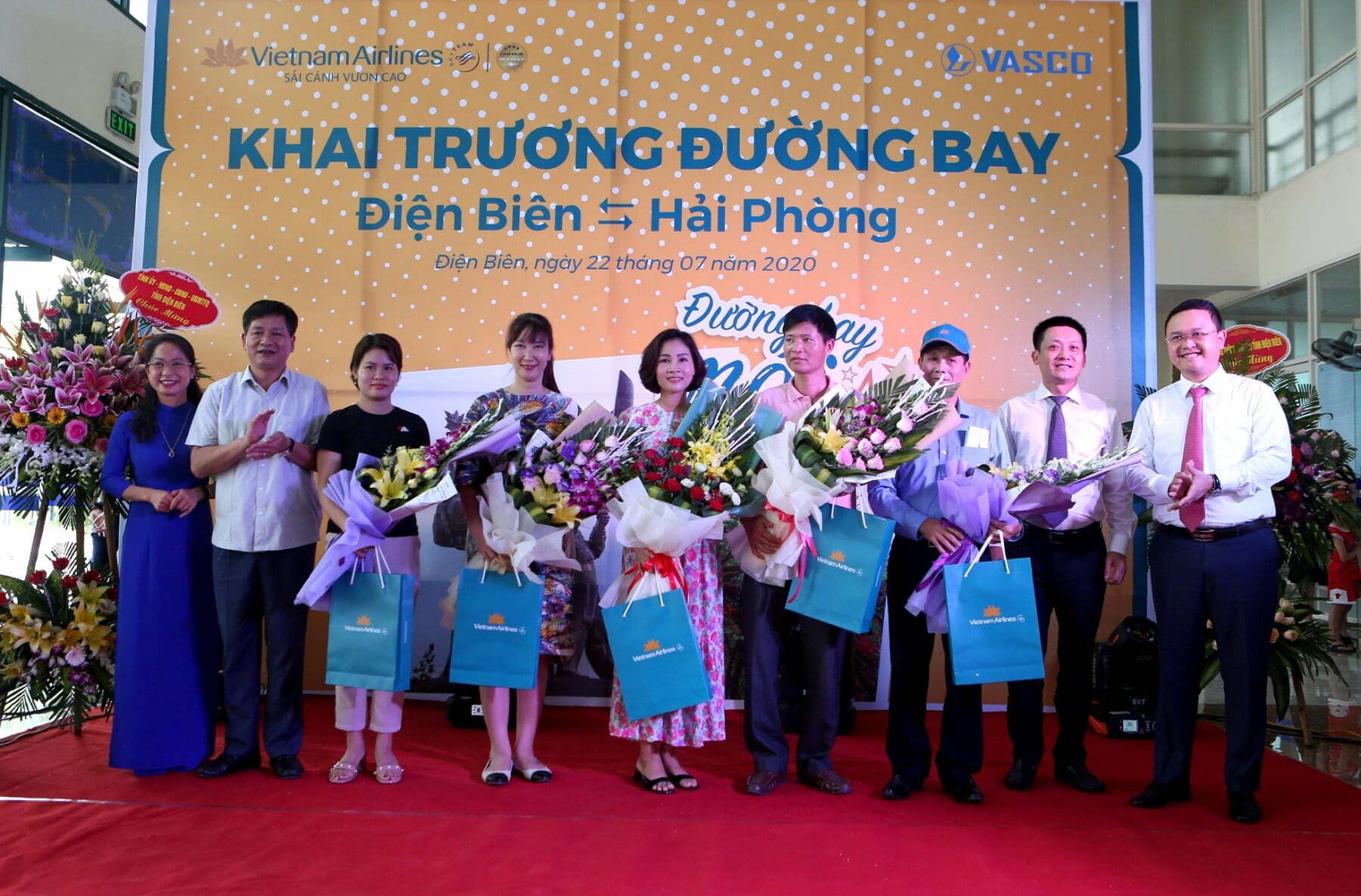 VNA khai trương 2 đường bay mới Đà Lạt - Phú Quốc và Điện Biên - Hải Phòng