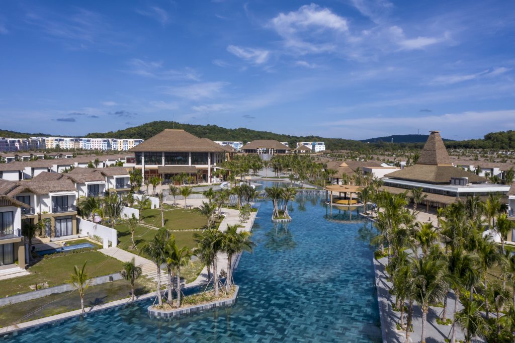 Bên trong khu nghỉ dưỡng New World Phu Quoc Resort