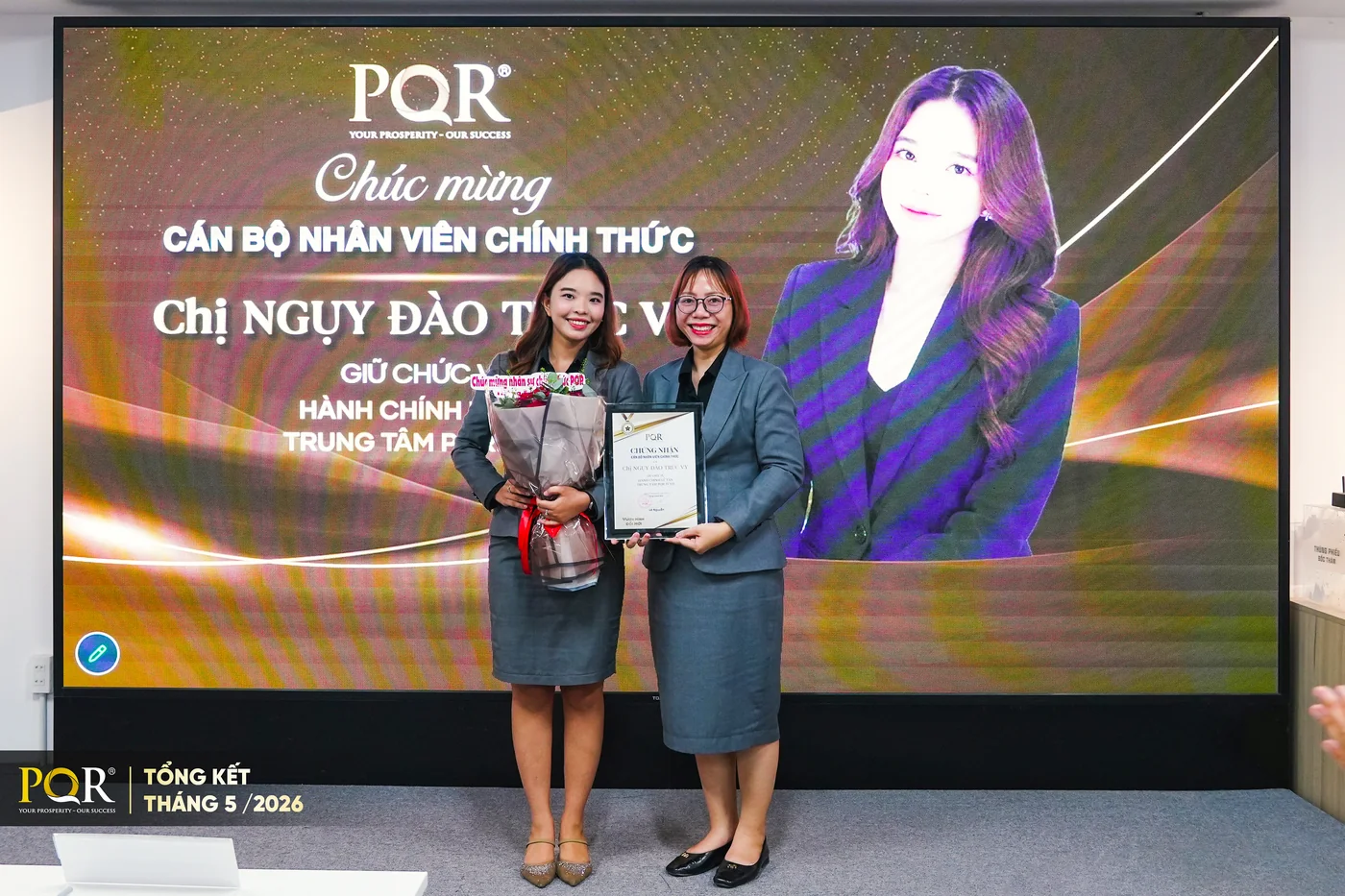 Chúc mừng Chị Ngụy Đào Trúc Vy chính thức - Chuyên viên Lễ Tân Hành chính Khối Vận hành PQR